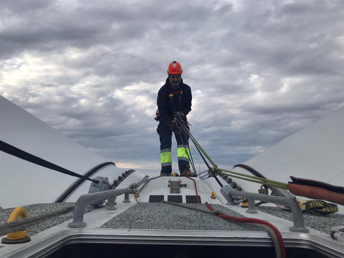 Inspección y mantención de aerogeneradores
